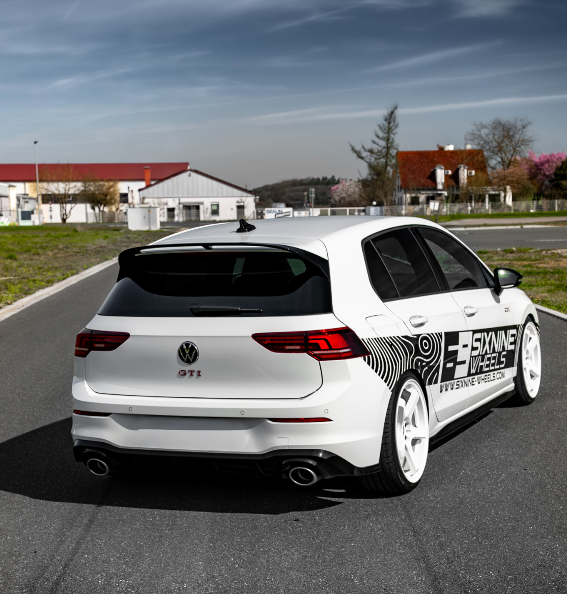 SixNine EVO-ONE 19" Komplett Felgsett | VW Golf 8 (CD) - AL BILDELER