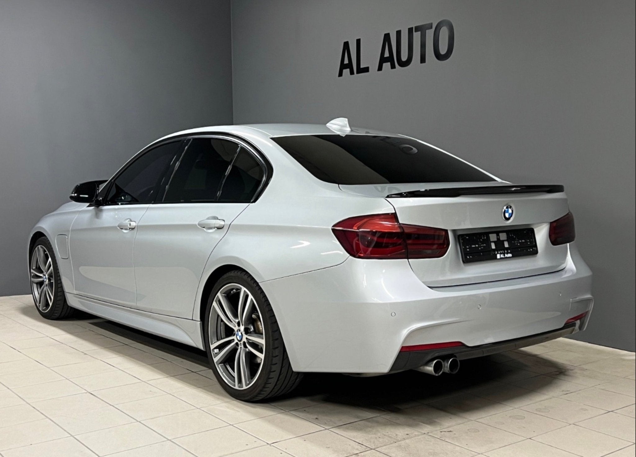 BMW 3 - serie F30 spoiler