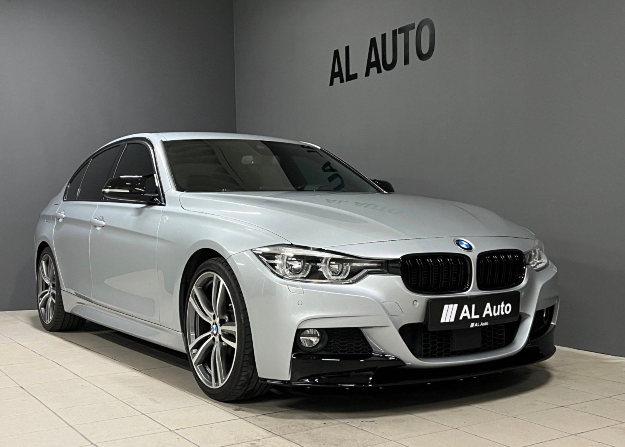 BMW 3 - serie F30/F31 Grill