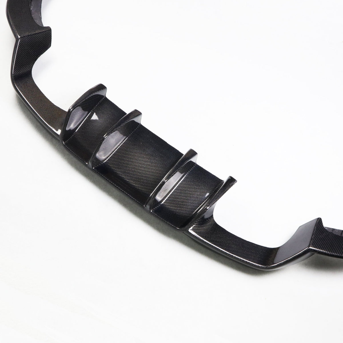 BMW F87 V - TYPE KARBONFIBER DIFFUSER