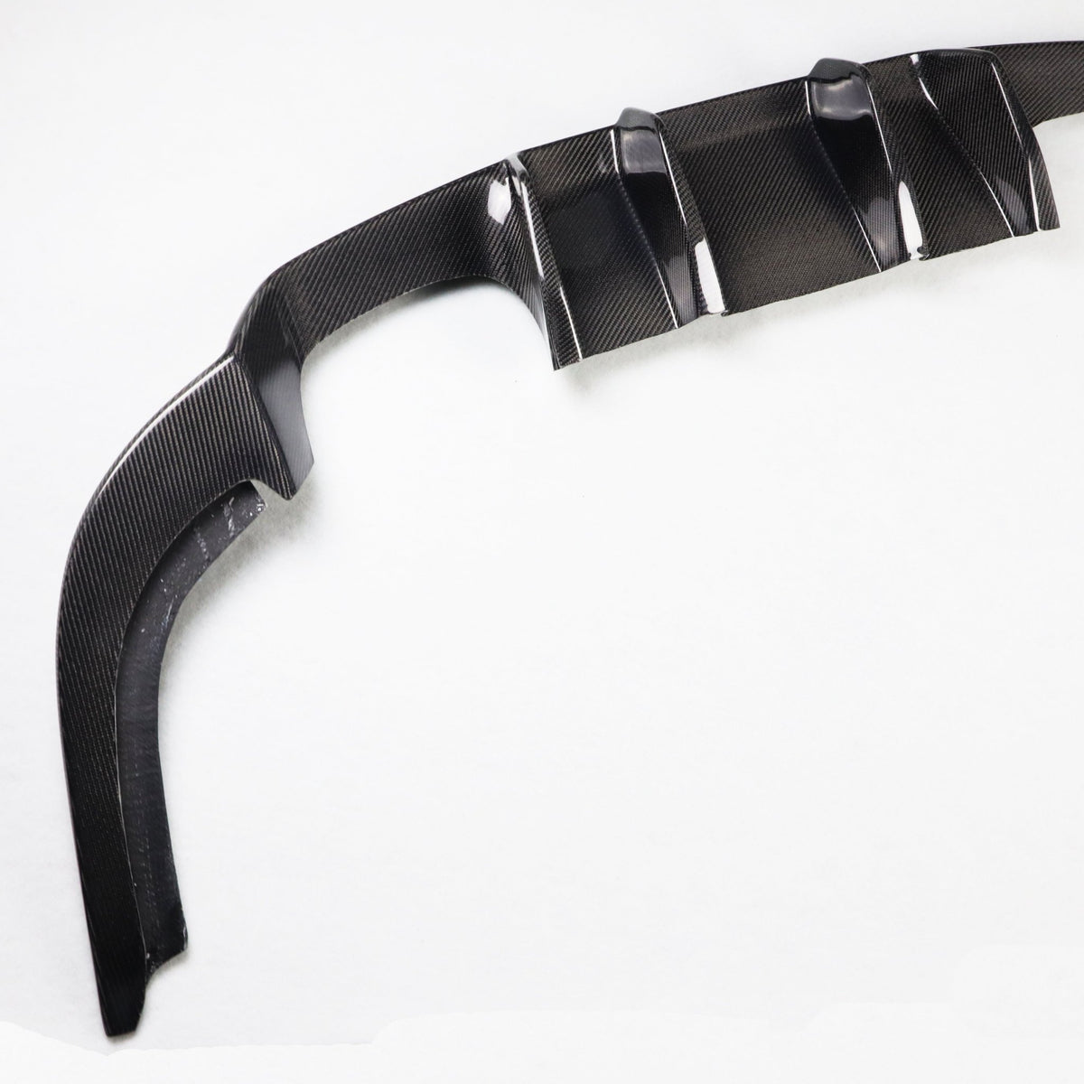 BMW F87 V - TYPE KARBONFIBER DIFFUSER