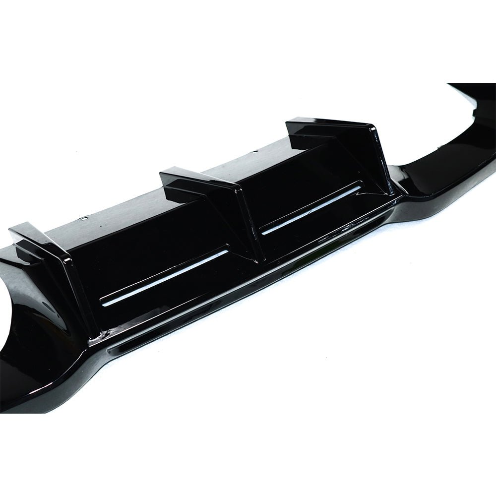 BMW F87 V.4 DIFFUSER