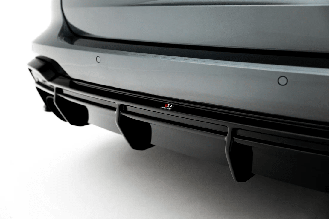 Maxton Design Bakdiffuser – Audi RS7 C8 med hengerfeste