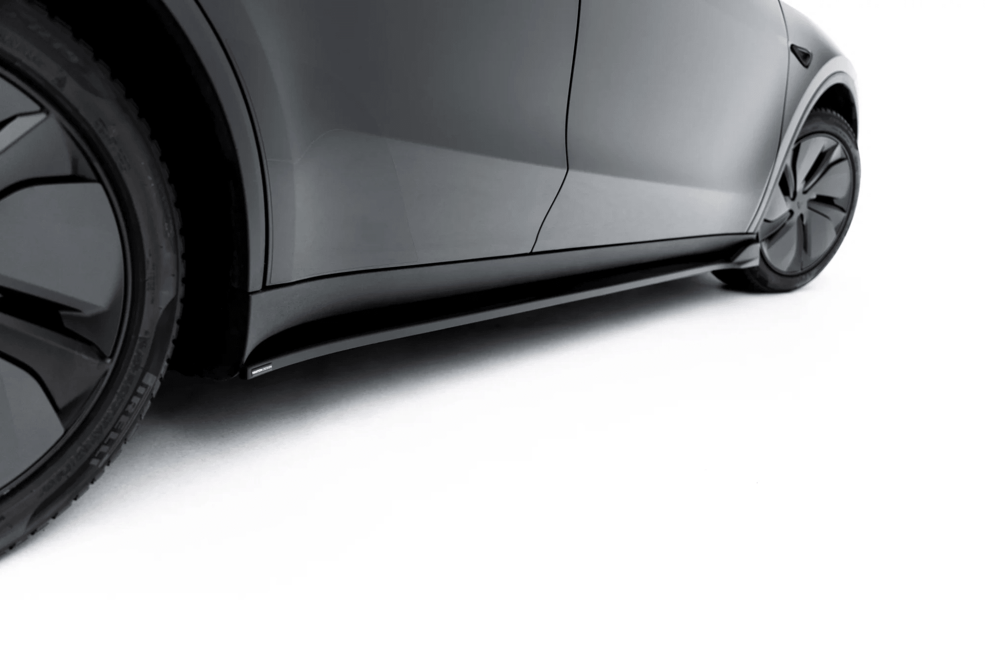 Maxton Design Splitter Kit – Tesla Model Y Premium Mk1 Facelift(Juniper)