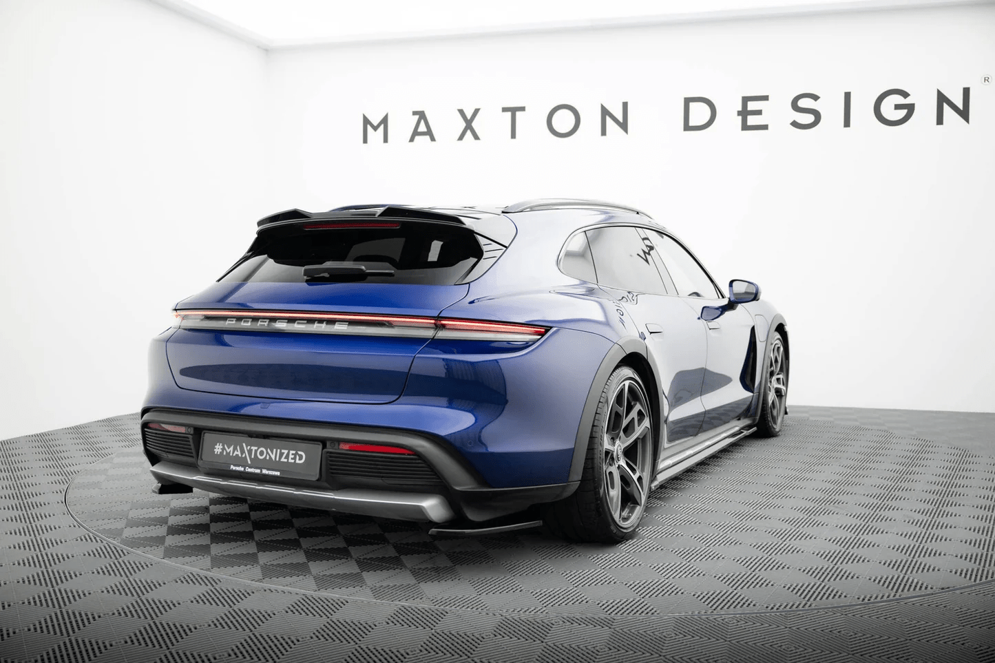 Maxton Design Splitterpakke – Porsche Taycan Cross Turismo 4S