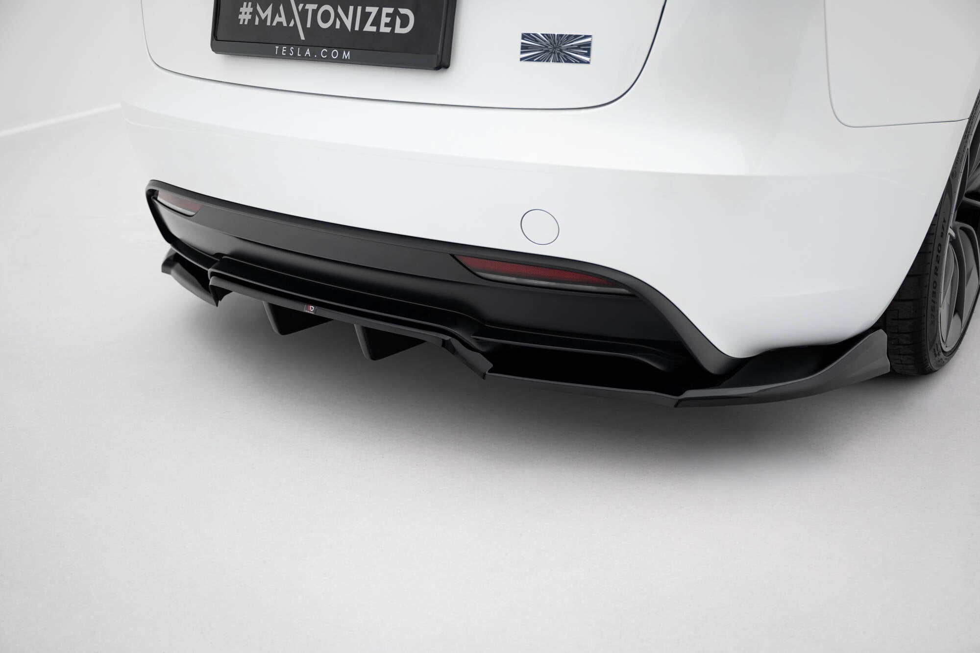 Maxton Set of Splitters – Tesla Model 3 Performance Mk1 Facelift
