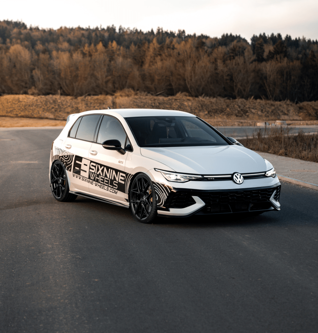 SixNine FF-ONE 19" Komplett Felgsett | VW Golf 8 (CD)