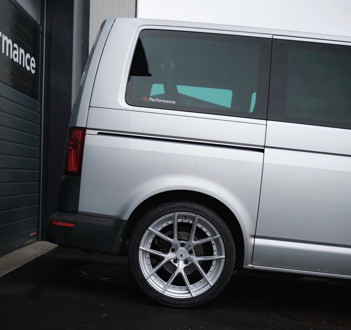 SixNine FF-One 20” Felgsett – VW Transporter T5 / T6 - AL BILDELER