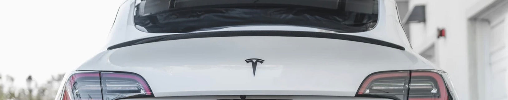 Tesla Model Y spoiler