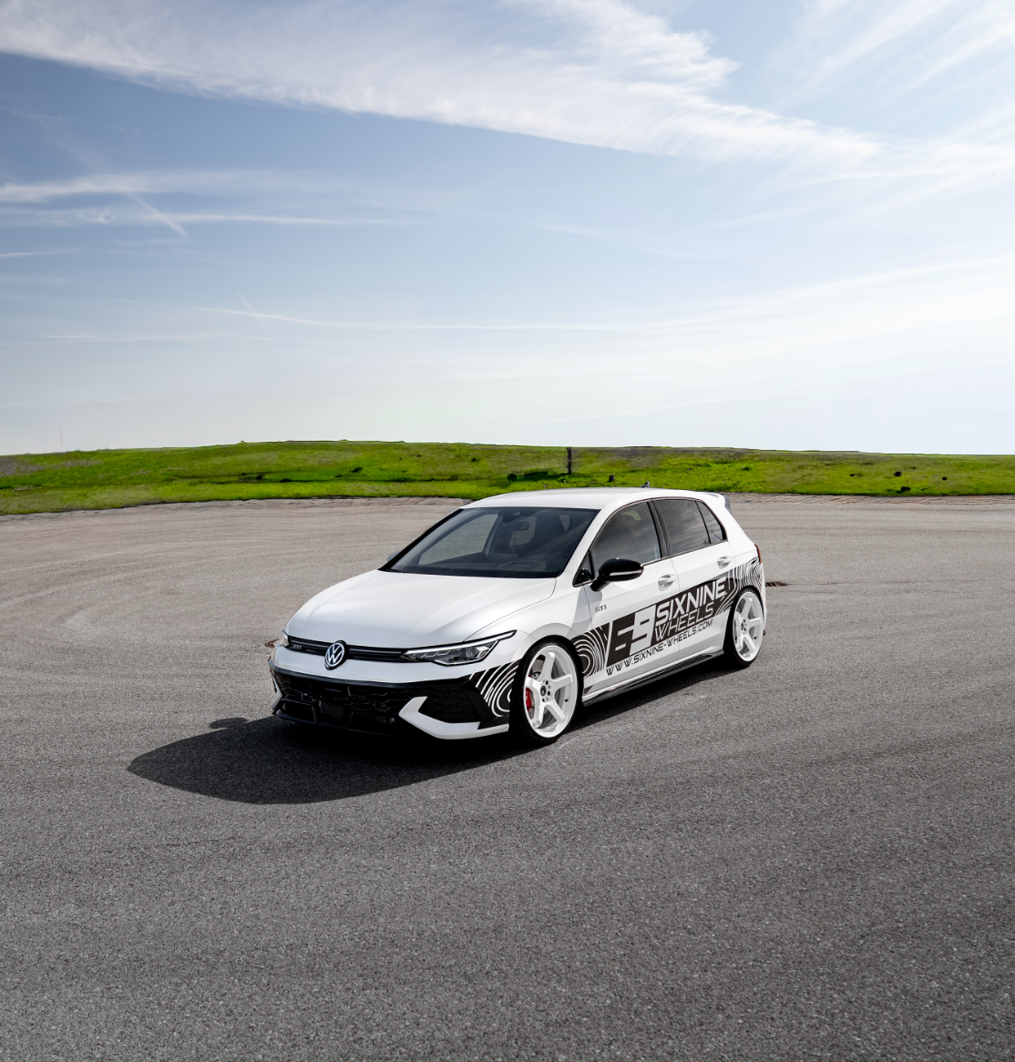 SixNine EVO-ONE 19" Komplett Felgsett | VW Golf 8 (CD) - AL BILDELER