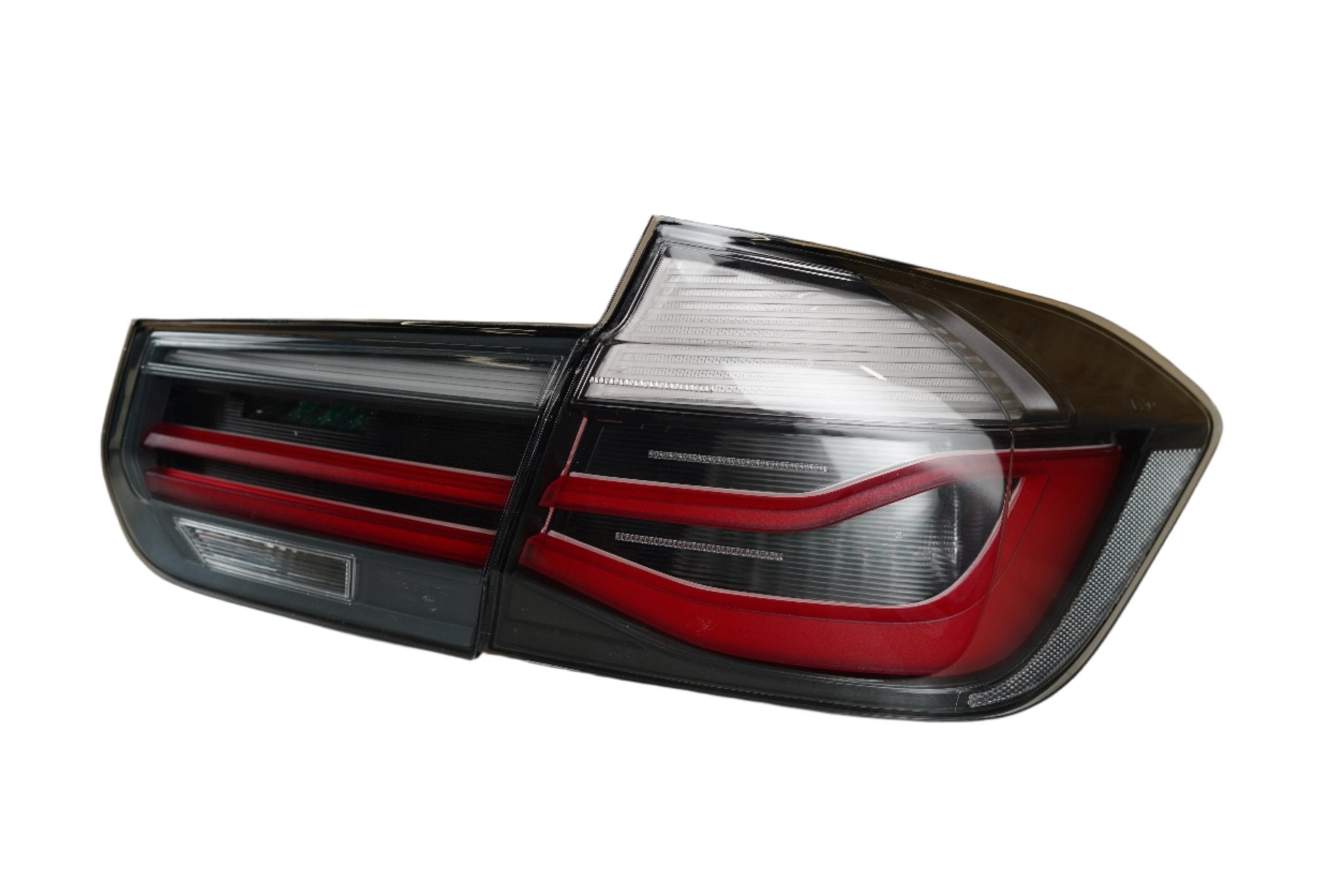 BMW F30 LCI SMOKED BAKLYKTER