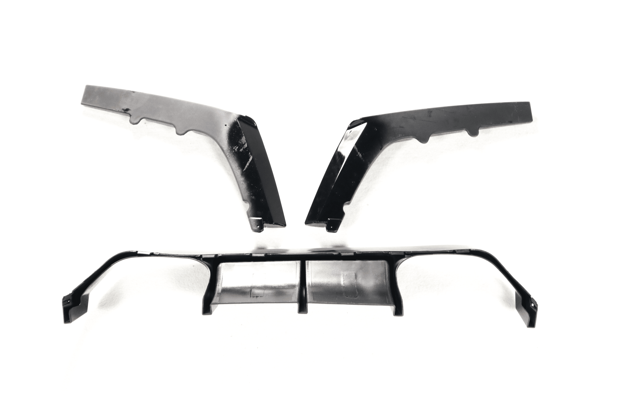 BMW F80/F82 V - STYLE DIFFUSER