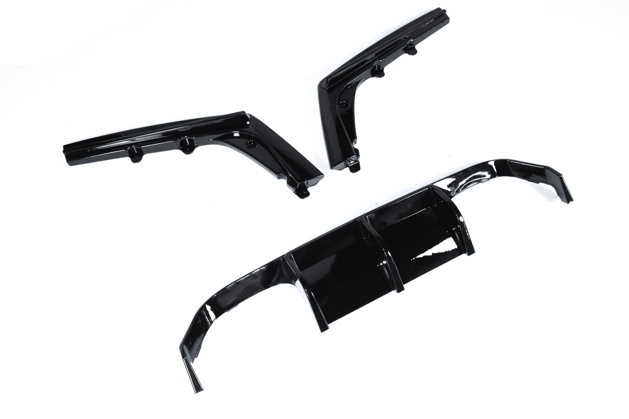 BMW F80/F82 V - STYLE DIFFUSER