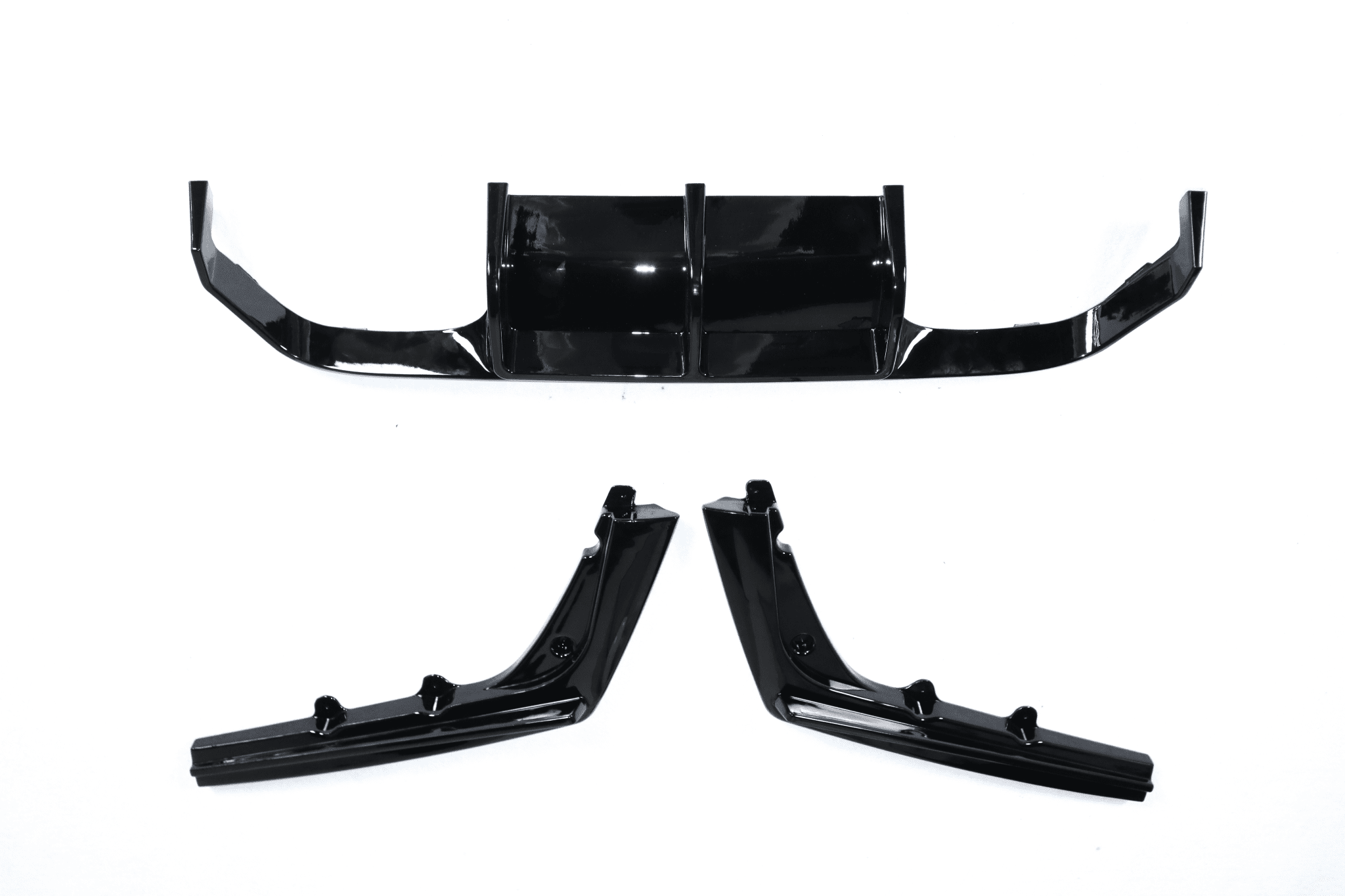 BMW F80/F82 V - STYLE DIFFUSER