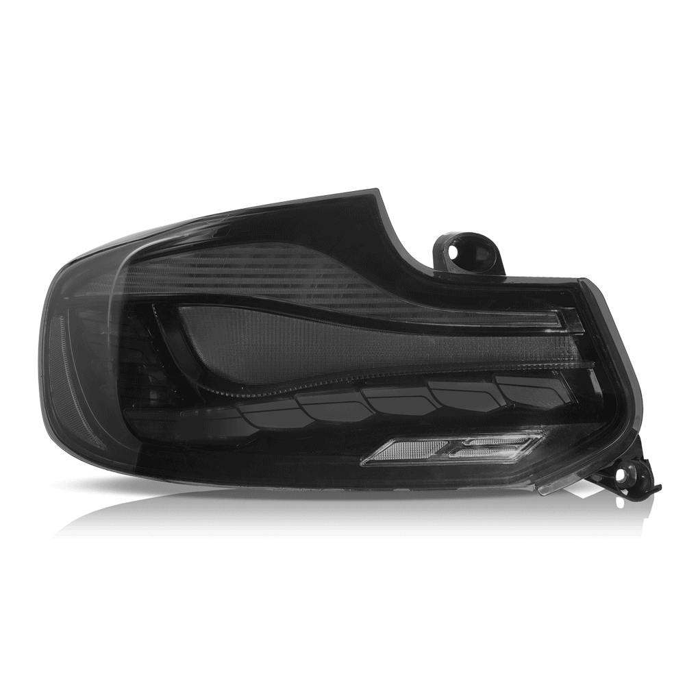 BMW F22/F23/F87 OLED BAKLYKTER DARK - AL BILDELER