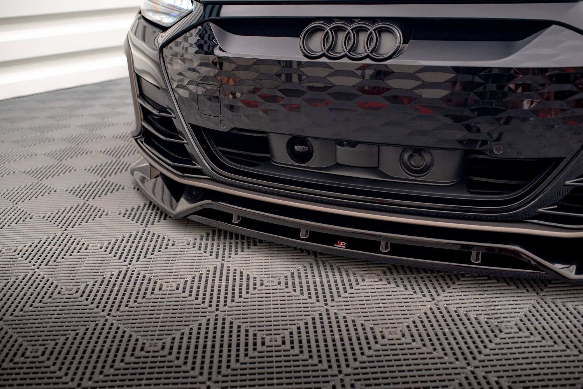 Maxton Design Splitter Kit – Audi e - Tron GT / RS GT Mk1