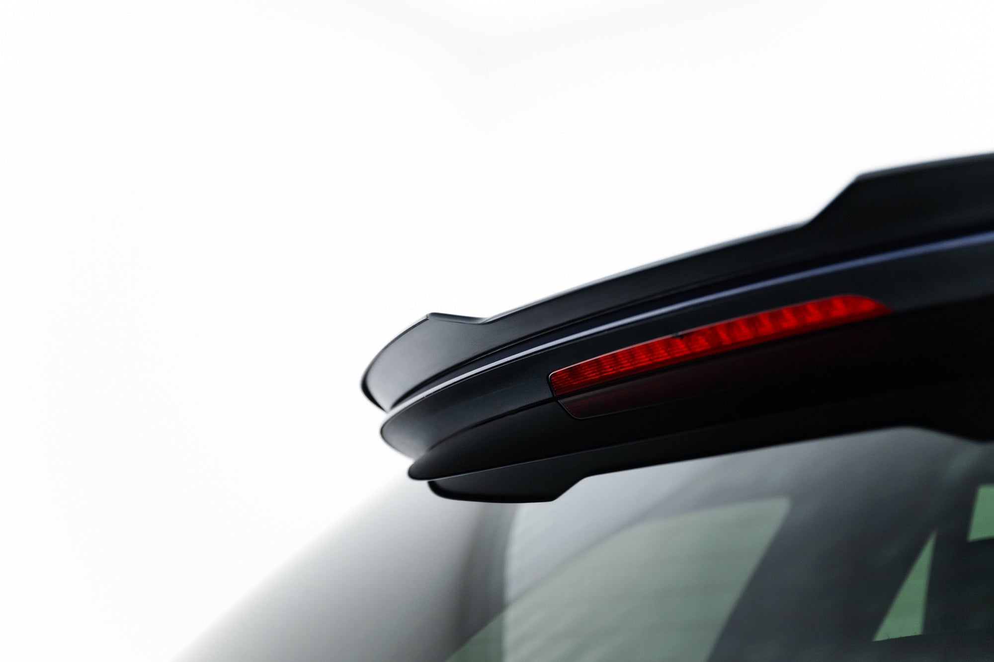 Maxton Design Spoiler Cap – BMW 3 M - Pack Touring F31 / F31 Facelift