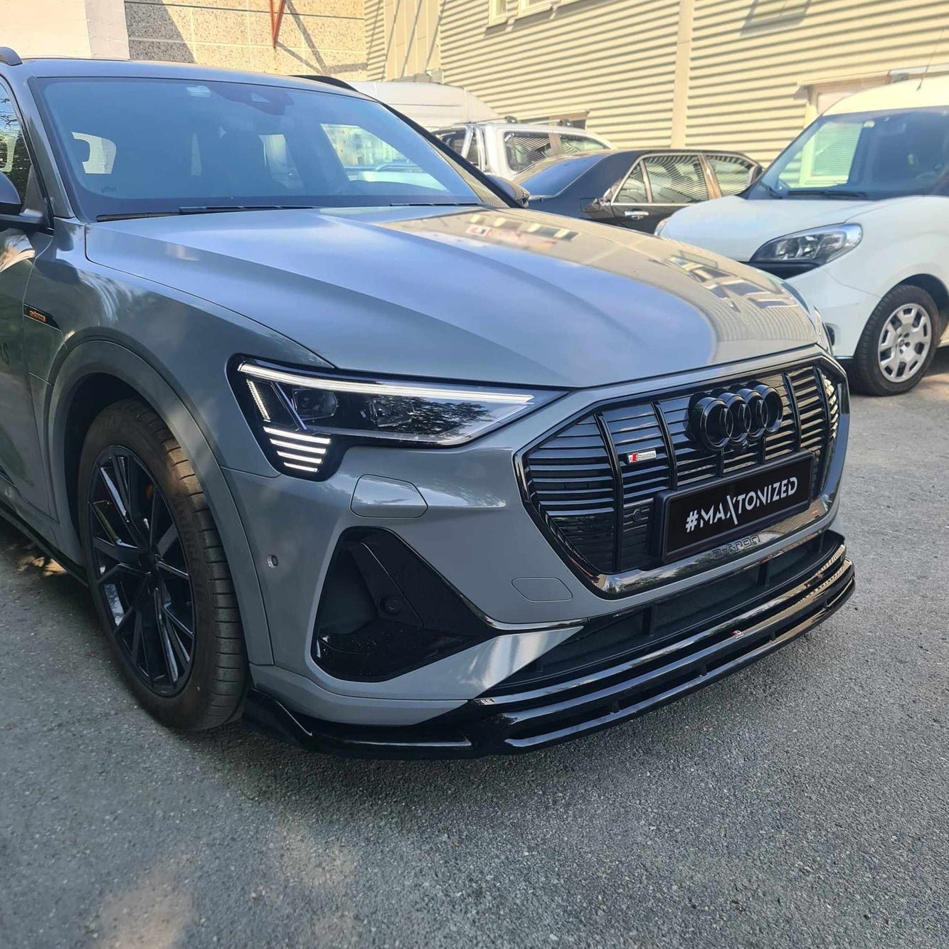 Maxton Frontsplitter – Audi e - tron S - Line