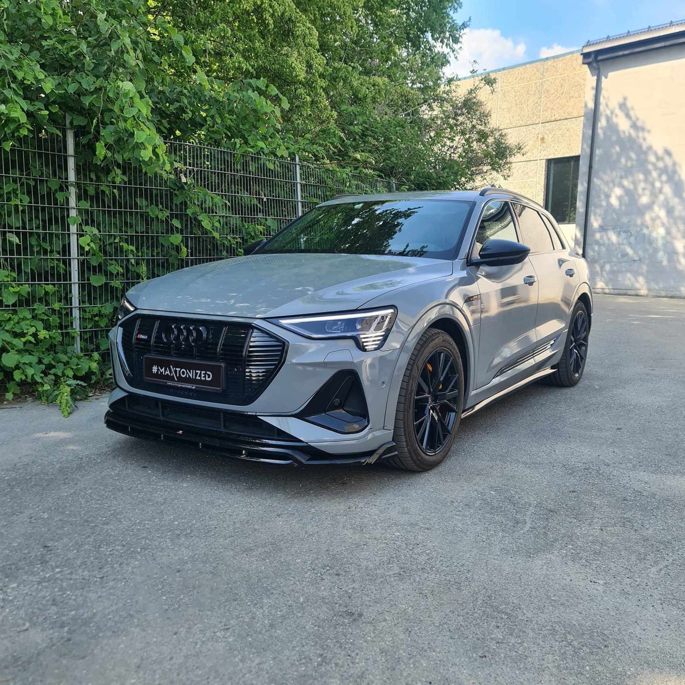 Maxton Frontsplitter – Audi e - tron S - Line