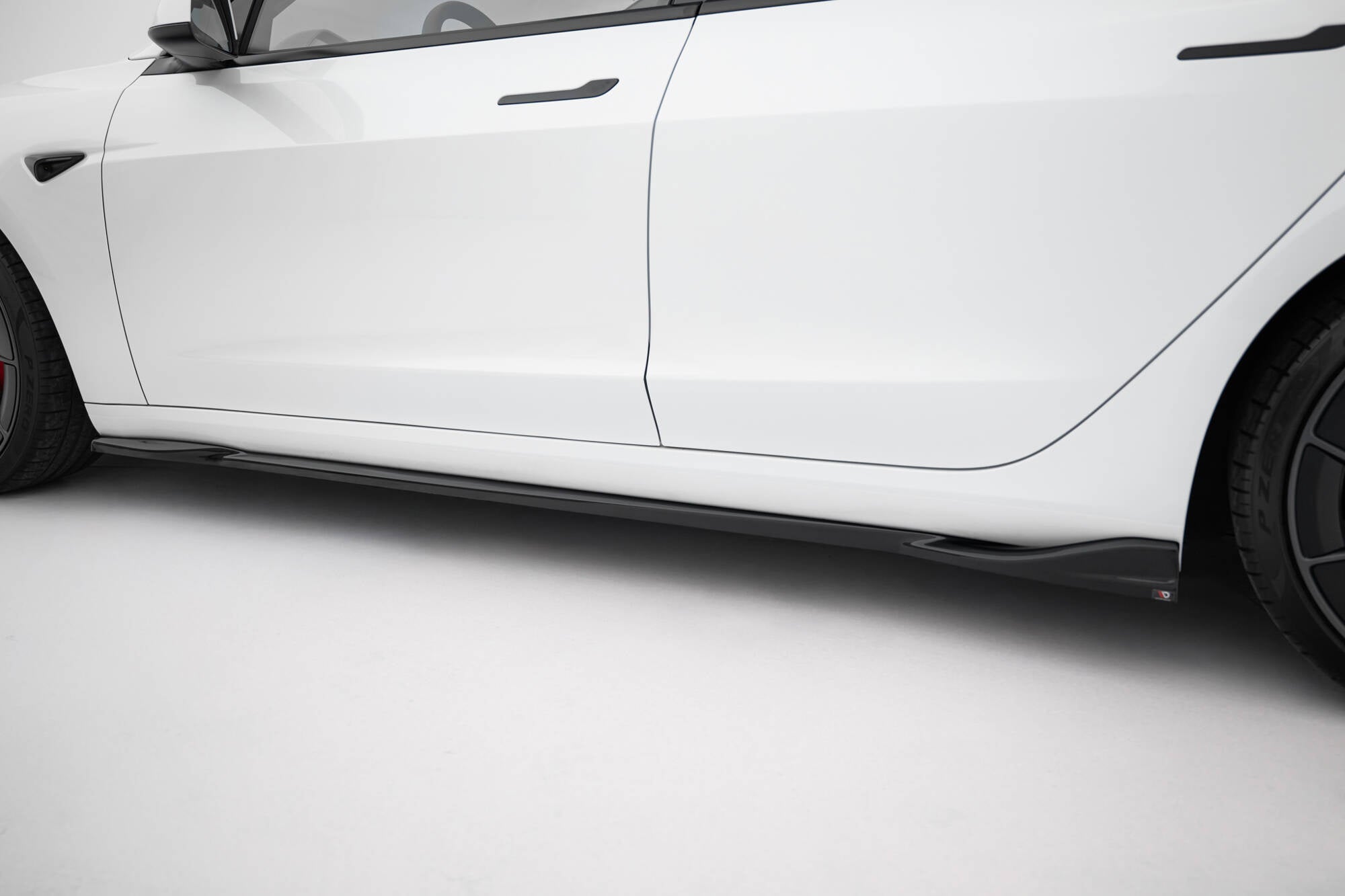 Maxton Set of Splitters – Tesla Model 3 Performance Mk1 Facelift