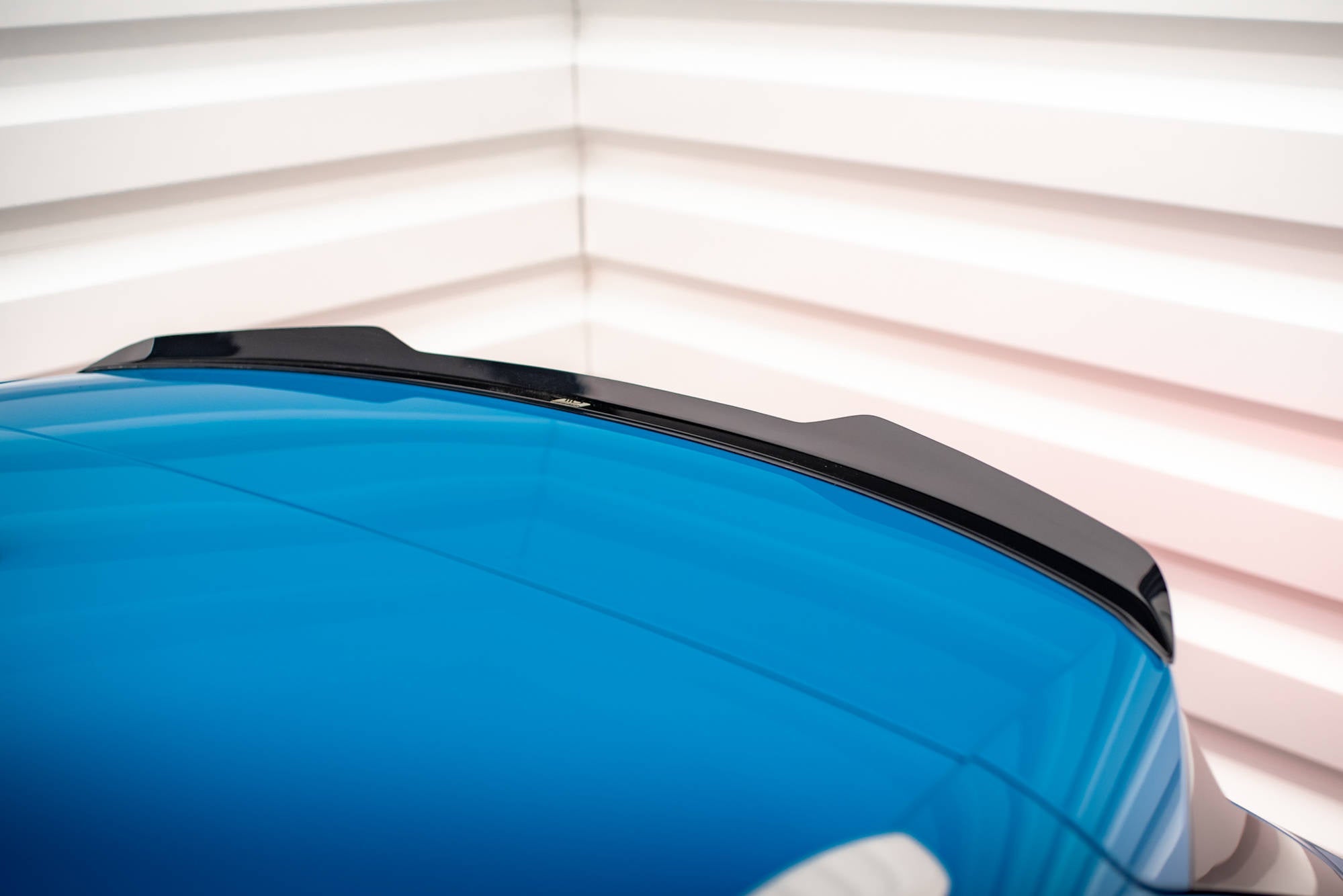 Maxton Upper Spoiler Cap – Audi e - tron